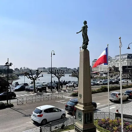Апартаменты Ideal Au Coeur De Трувиль-сюр-Мер